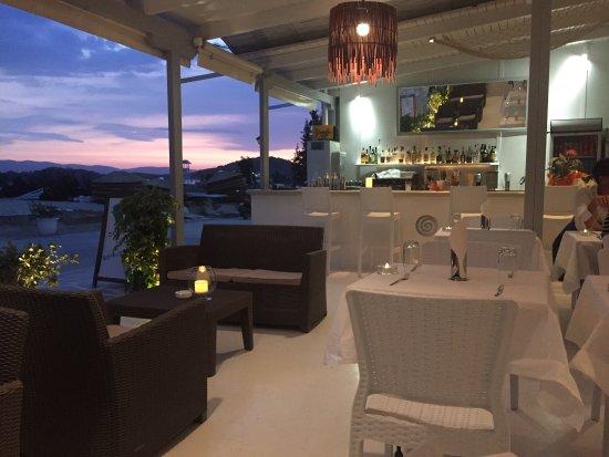 Del Mar Cafe
