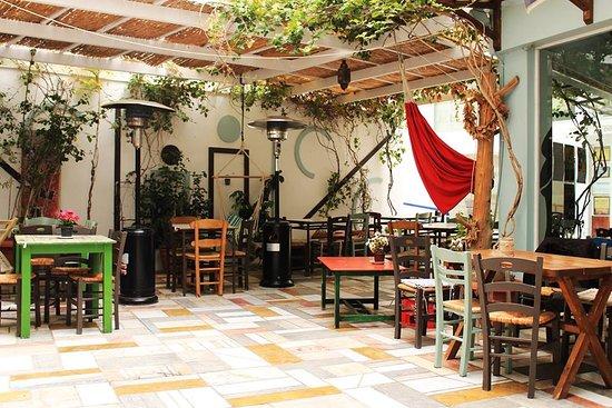 Κρίταμος στη Στοά