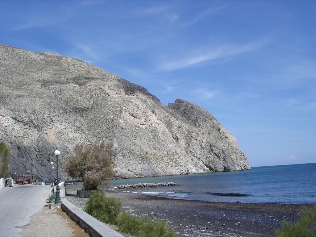 Μέσα Βουνό Θήρας