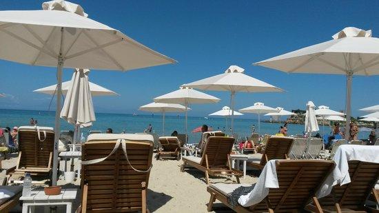 Anemos Beach Bar