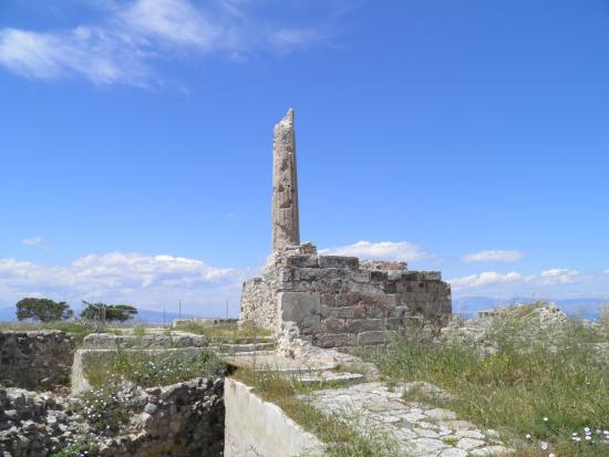 Αρχαιολογικός Χώρος Κολώνας