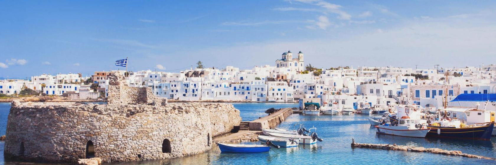 ΕΝετικό ΛιμάΝι και Κάστρο